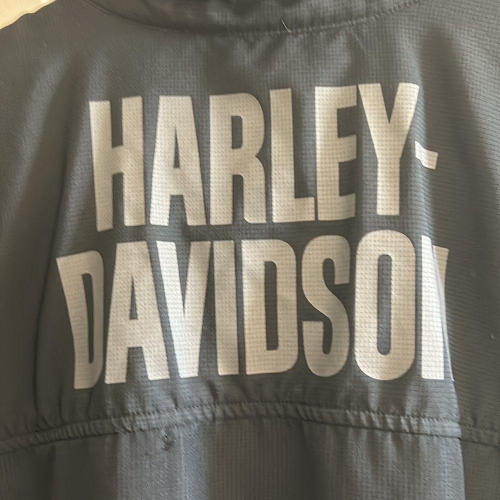 Men’s Harley Davidson Performance Short Sleeve Shirt - Picture 9 of 12